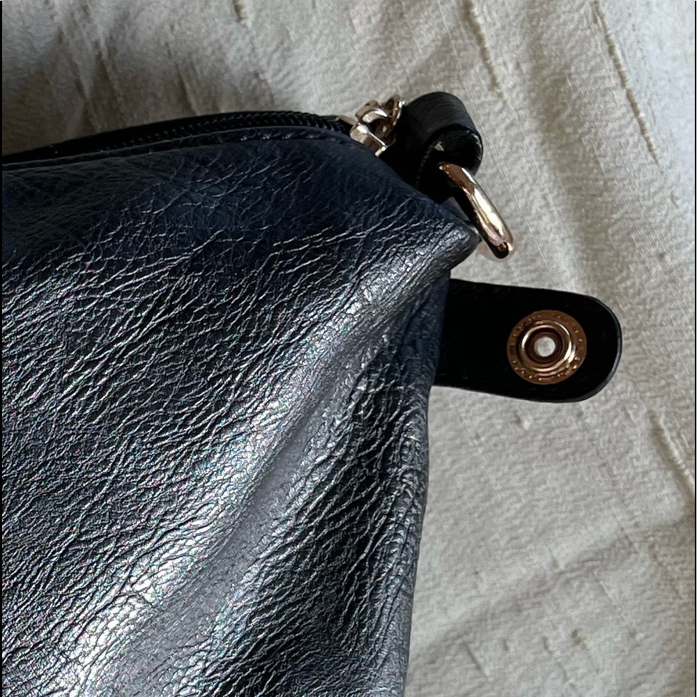 Frank Lyman Vintage Black Leather Shoulder Bag, NWOT - Picture 12 of 14